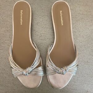 Reformation - Peridot Mignon Knot Flat Sandal